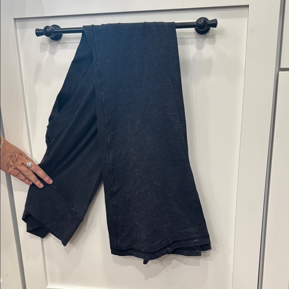 Aerie Black Flare Leggings Comfortable and Stylish EUC